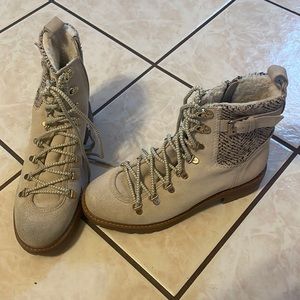 Women’s Edelman boots
